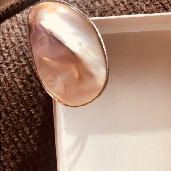 Ring - Picture 2 of 6